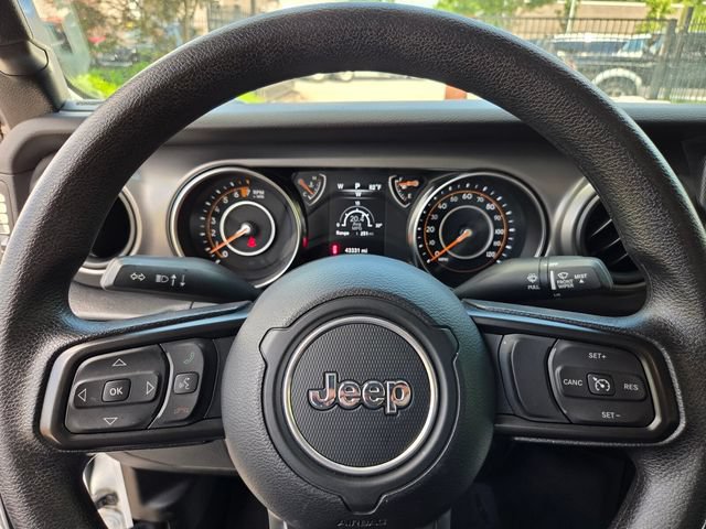 Used 2022 Jeep Wrangler Sport AWD/4WD image 19