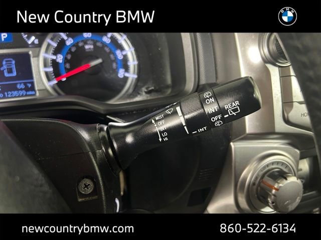 Used 2016 Toyota 4Runner SR5 Premium AWD/4WD image 18