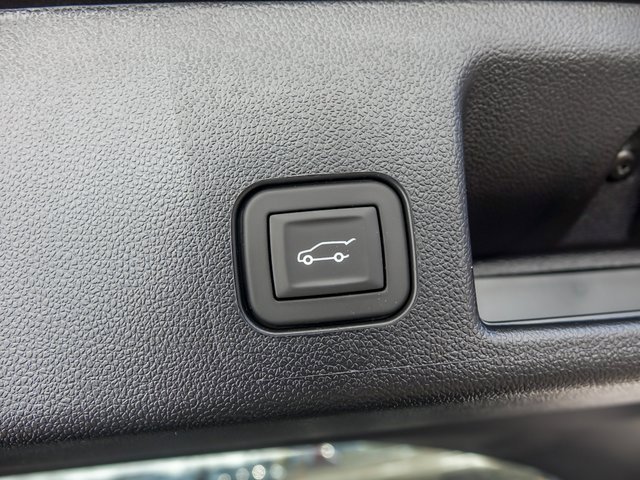 New 2026 Chevrolet Equinox EV LT image 9