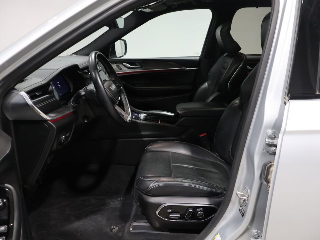 Used 2021 Jeep Grand Cherokee L Overland w/ Luxury Tech Group IV image 11