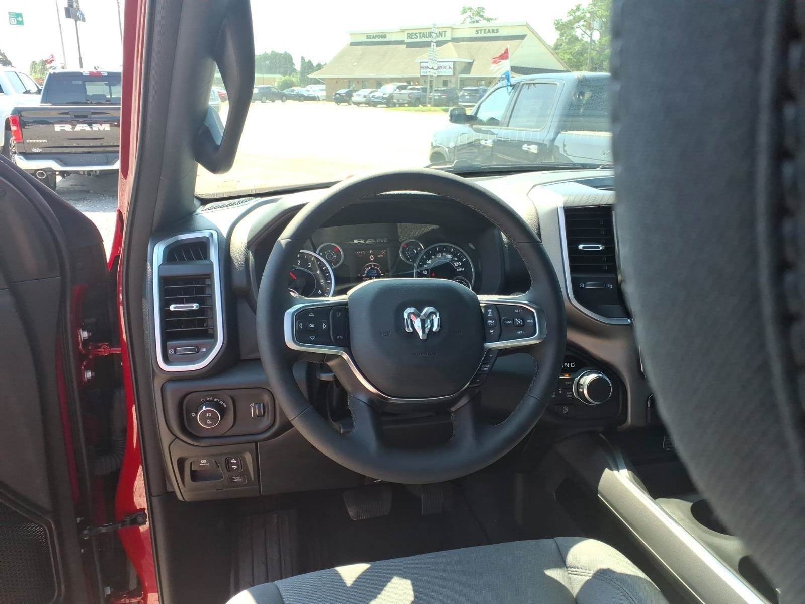 New 2026 RAM 1500 Big Horn AWD/4WD image 10