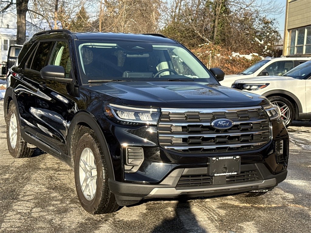 Used 2025 Ford Explorer Active