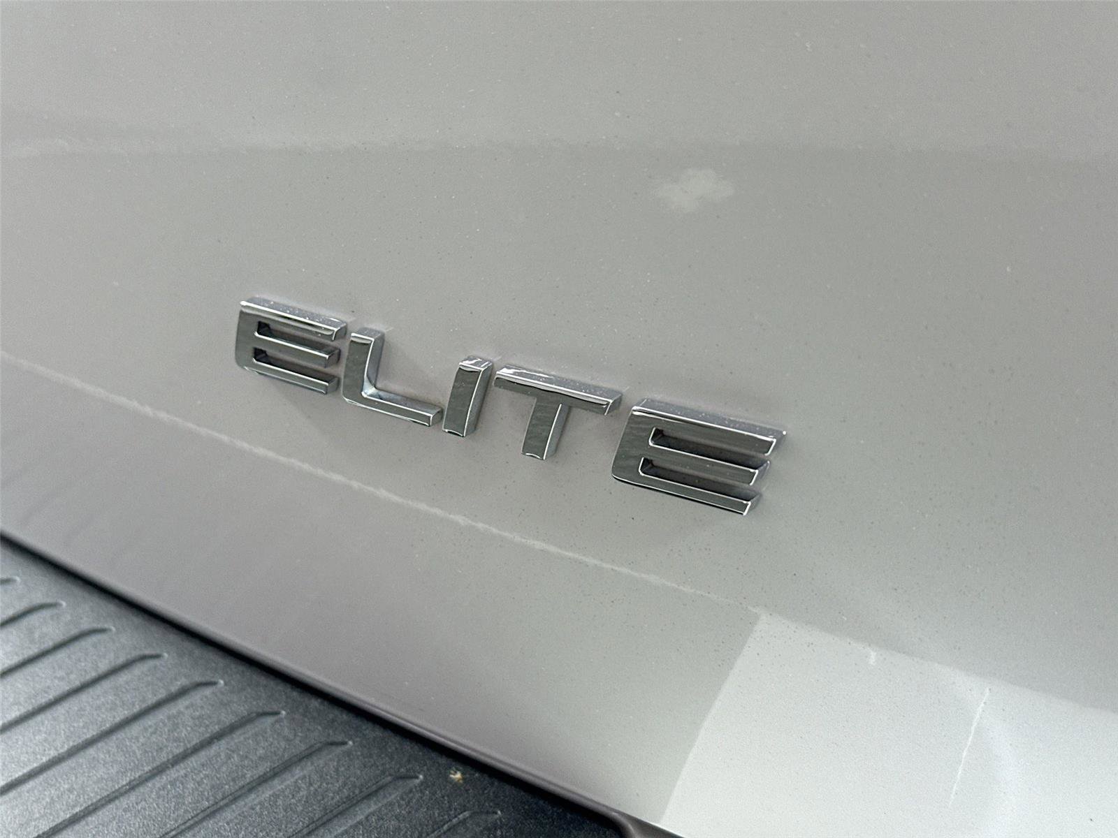 Used 2024 Honda Odyssey Elite image 15