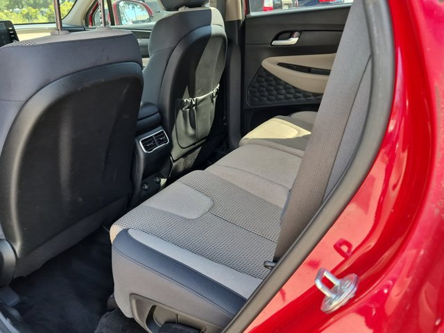 Used 2021 Hyundai Santa Fe SEL FWD image 17