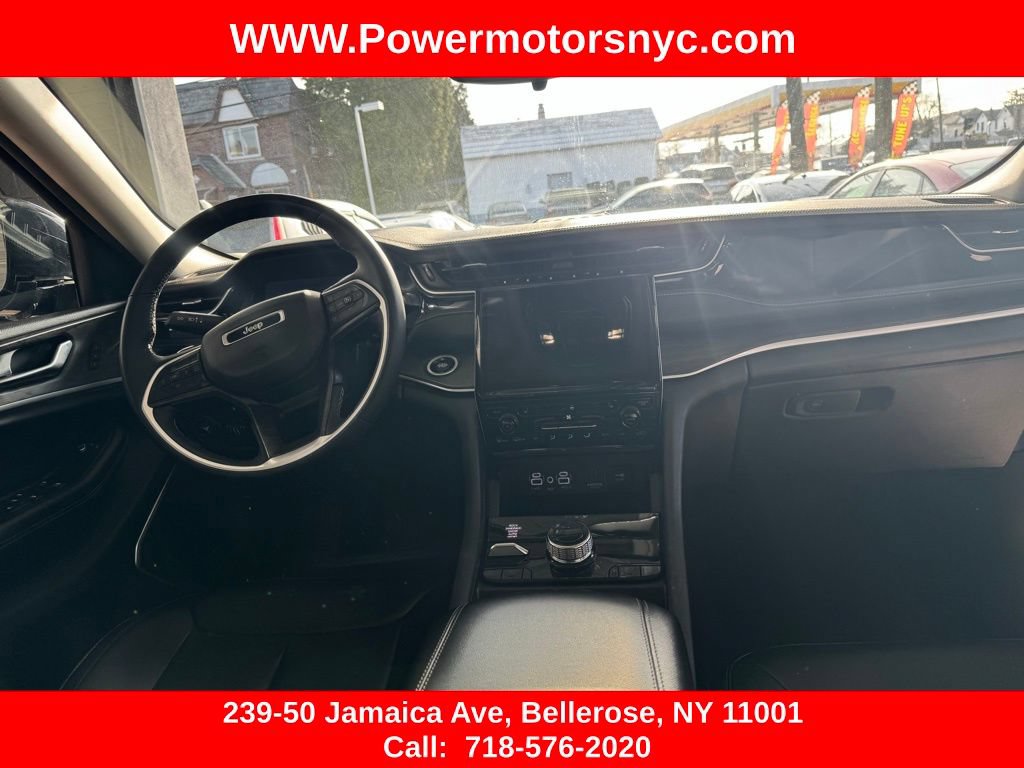 Used 2023 Jeep Grand Cherokee 4WD 4xe image 13