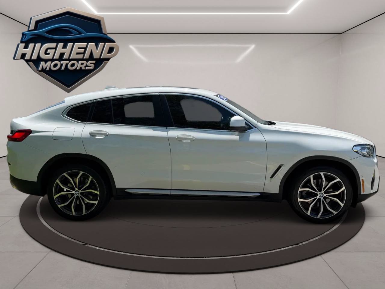 Used 2022 BMW X4 xDrive30i w/ Convenience Package AWD/4WD image 7
