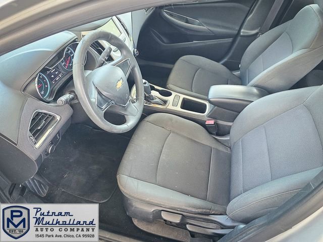 Used 2017 Chevrolet Cruze LS image 10