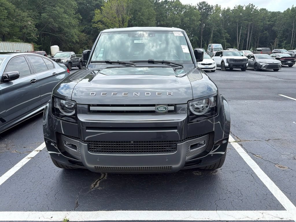 Used 2024 Land Rover Defender 130 Outbound AWD/4WD image 2