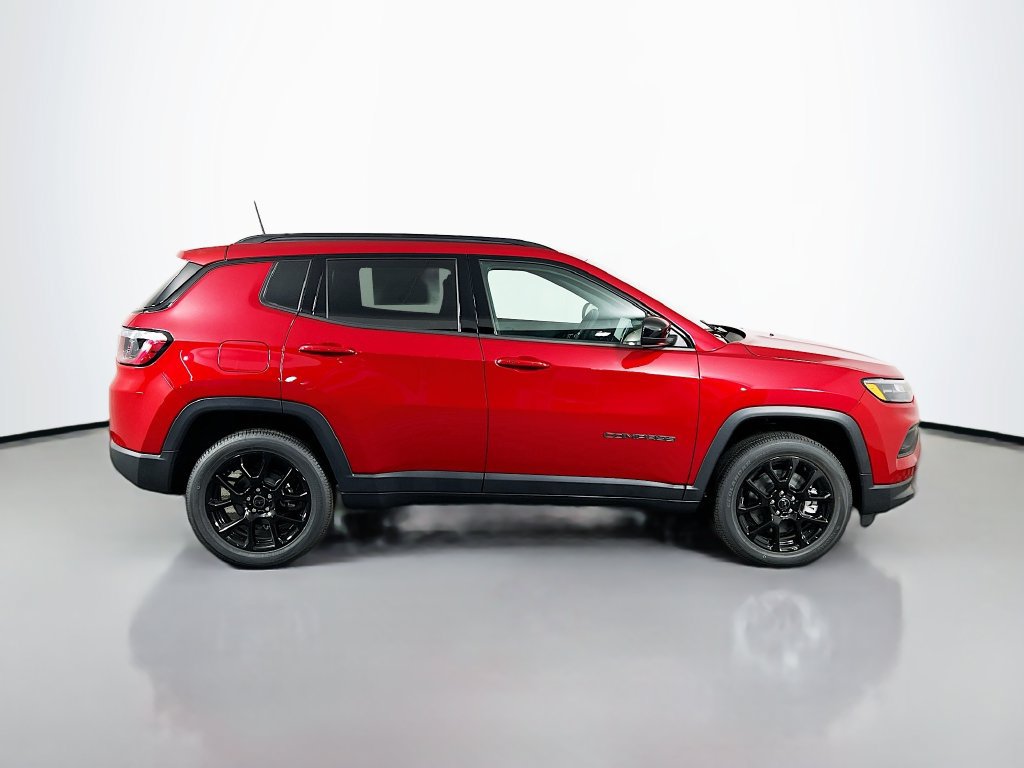 New 2026 Jeep Compass Latitude AWD/4WD image 8