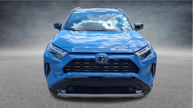 Used 2025 Toyota RAV4 XSE AWD/4WD image 14