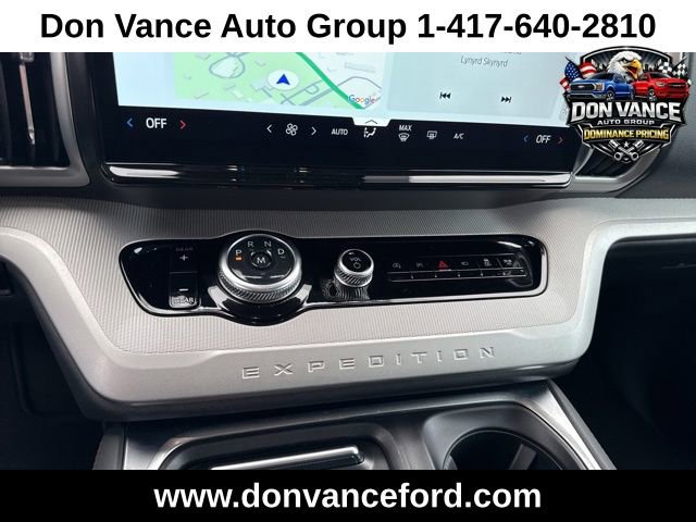 Used 2025 Ford Expedition Active image 18