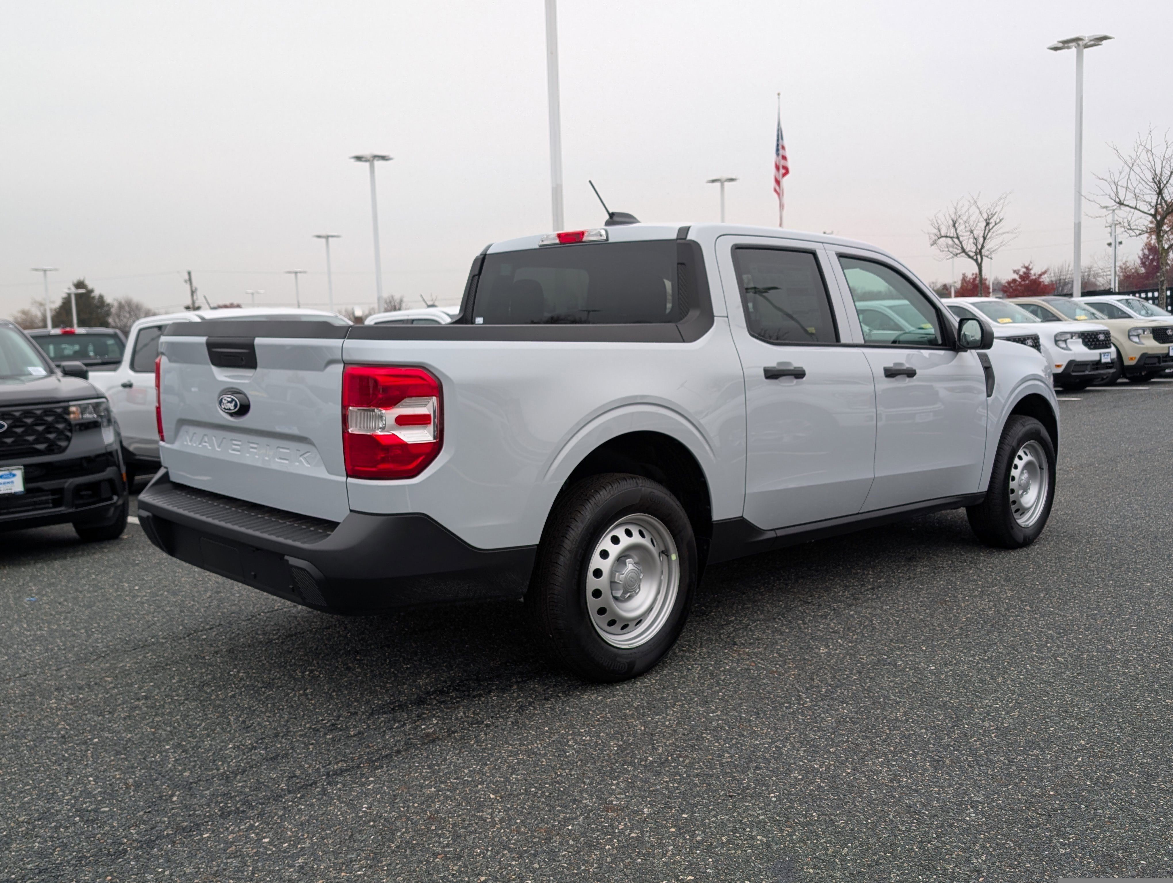 New 2025 Ford Maverick XL w/ Equipment Group 102A image 2