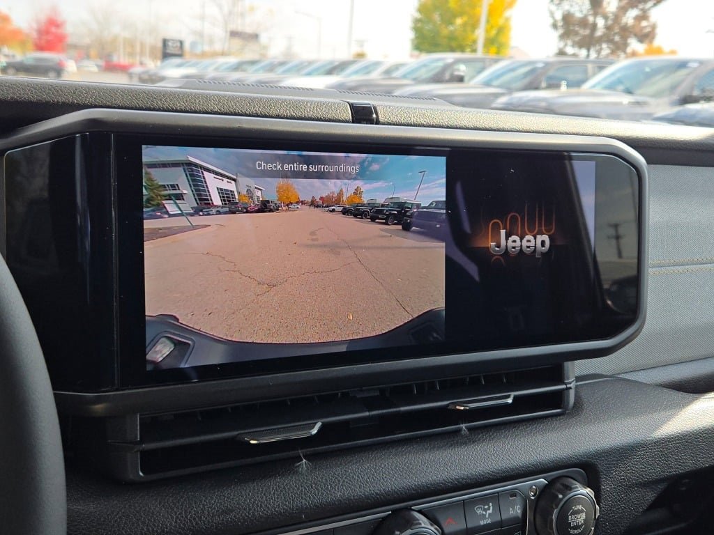 New 2026 Jeep Gladiator Sport image 30