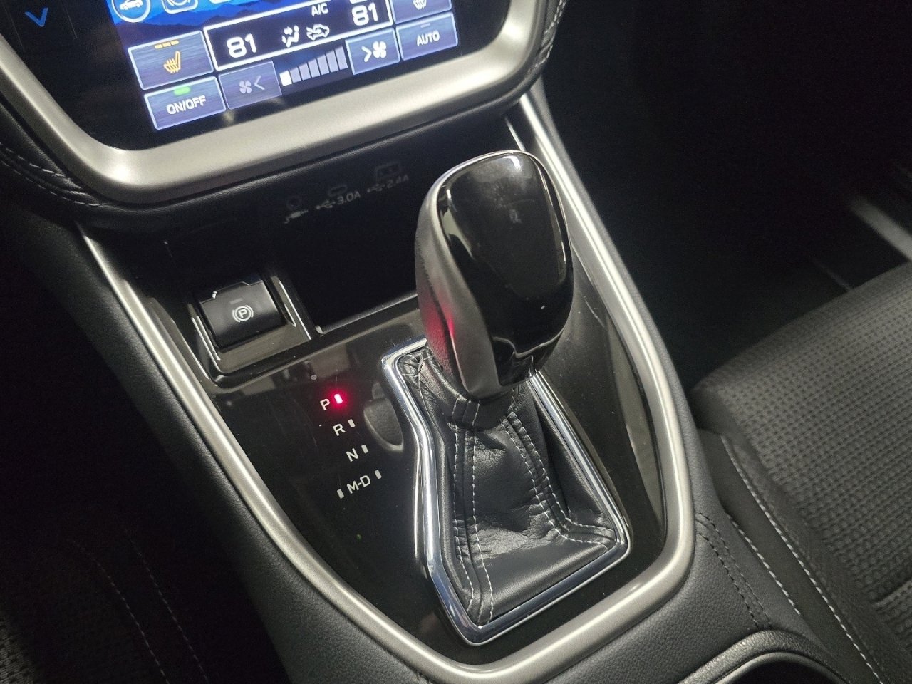 Used 2024 Subaru Outback Premium AWD/4WD image 27