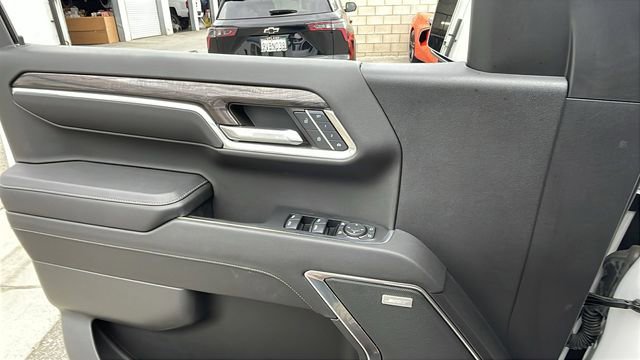 Used 2023 Chevrolet Silverado 1500 LTZ image 28