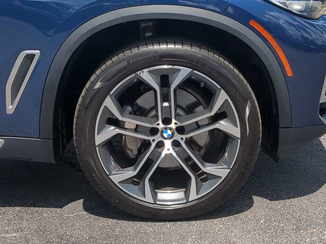 Used 2021 BMW X5 sDrive40i w/ Premium Package RWD image 11