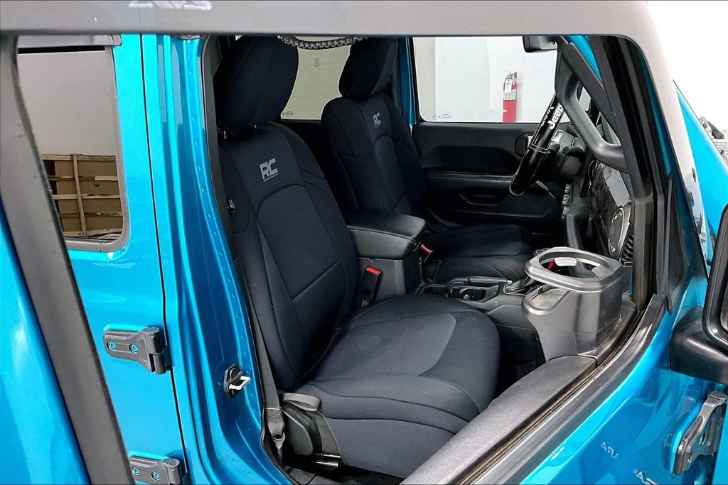 Used 2020 Jeep Wrangler Unlimited Sahara image 10