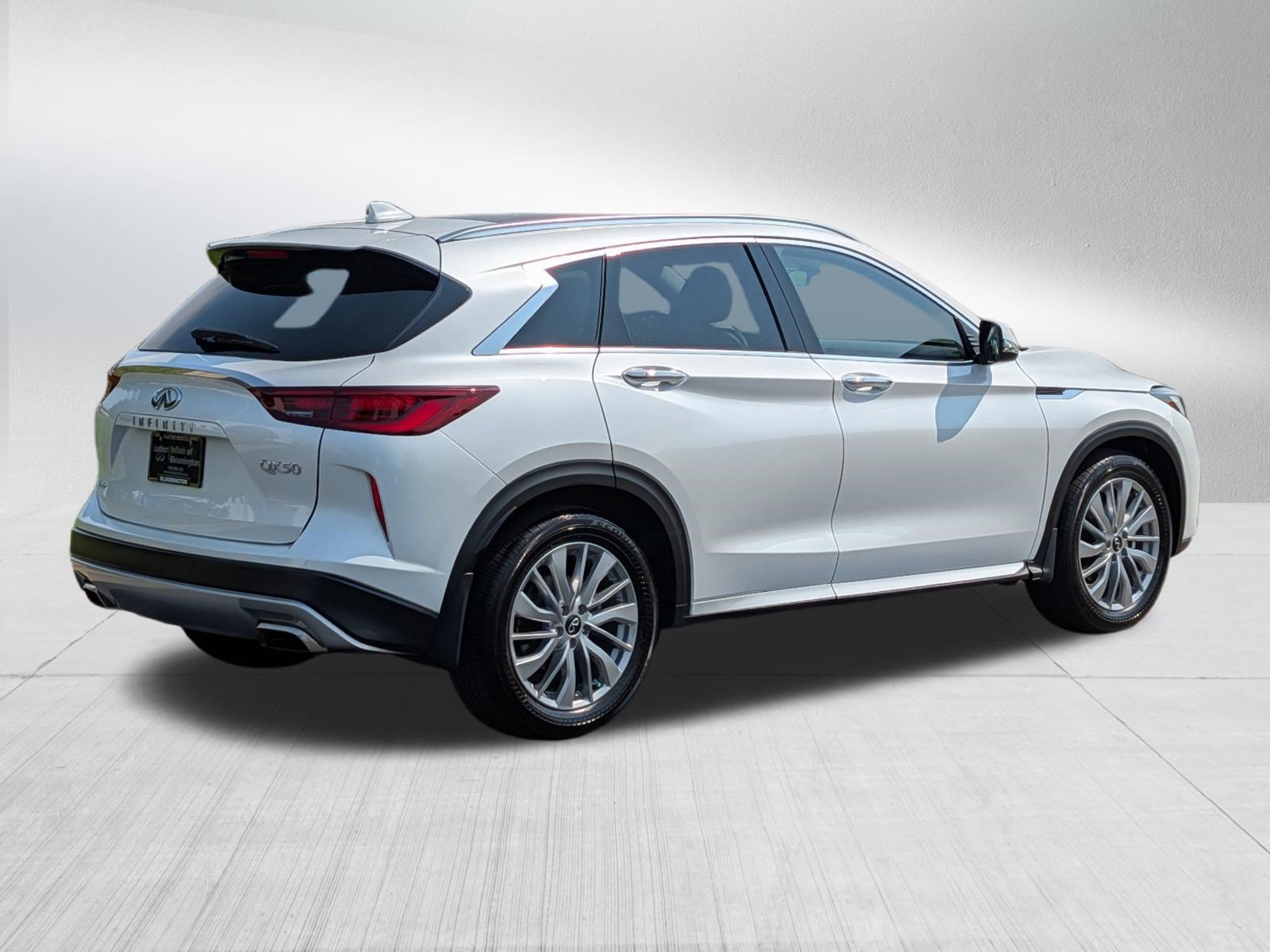 Certified 2023 INFINITI QX50 Luxe w/ Cargo Package AWD/4WD image 7