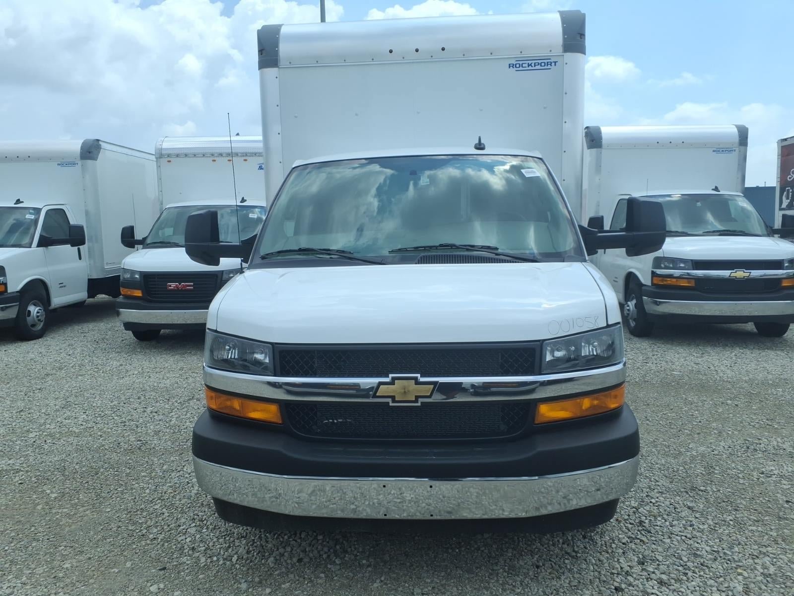 New 2026 Chevrolet Express 4500 w/ Power Convenience Package RWD image 2