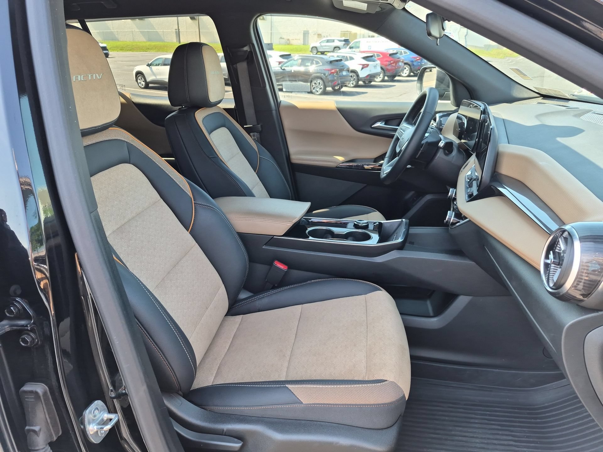 Certified 2025 Chevrolet Equinox ACTIV AWD/4WD image 28