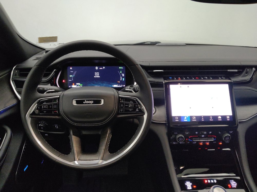 Used 2022 Jeep Grand Cherokee Overland image 22