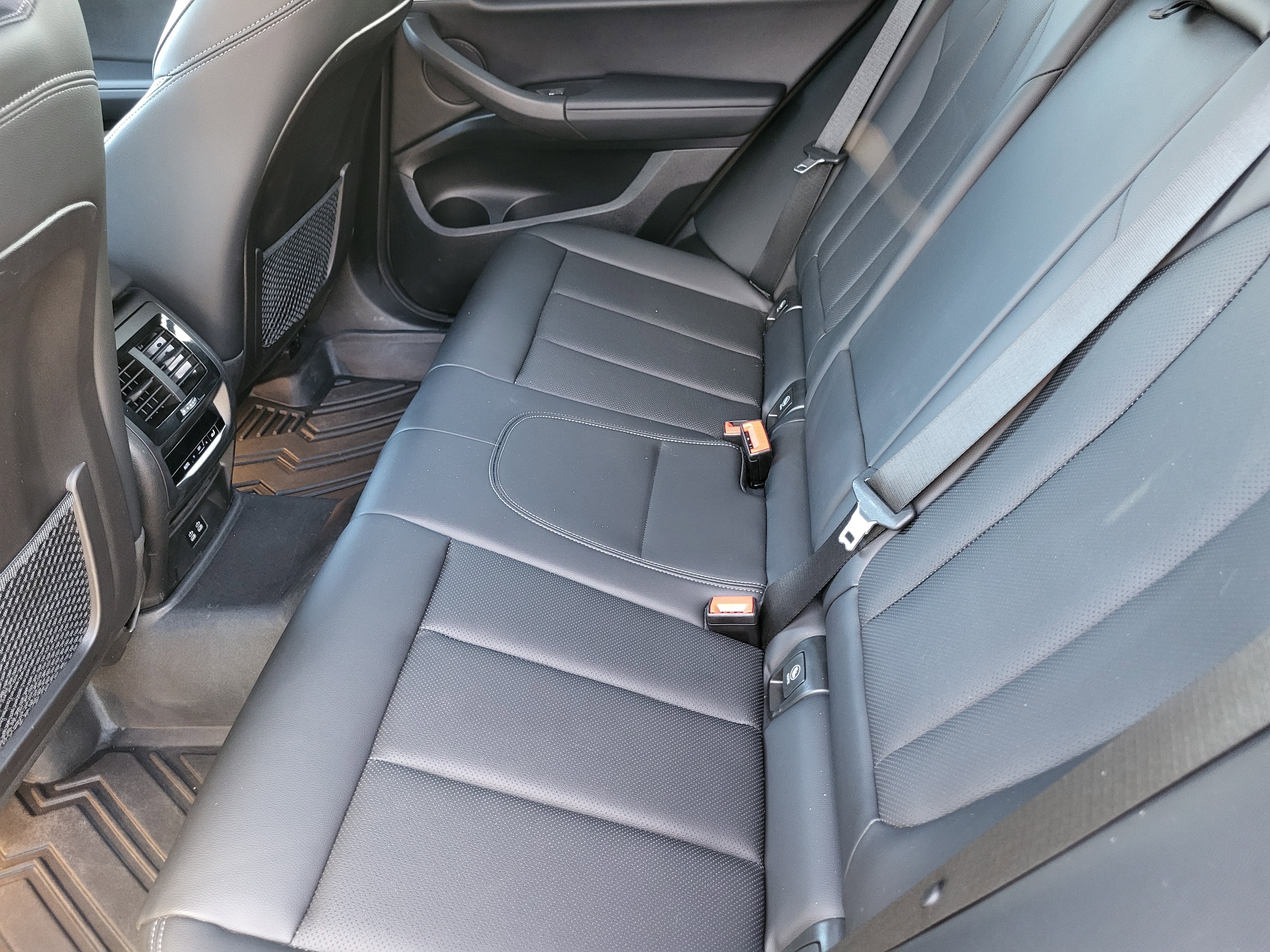 Used 2023 BMW X3 xDrive30i w/ Premium Package image 10