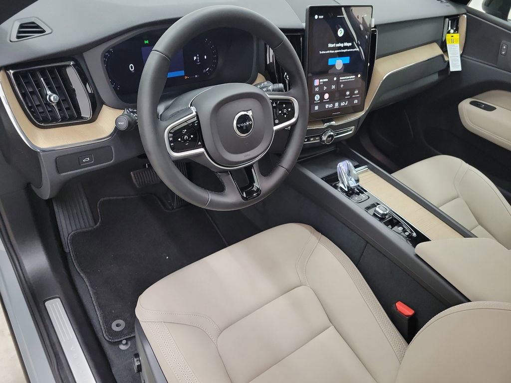 New 2026 Volvo XC60 B5 Plus w/ Protection Package Premier AWD/4WD image 20