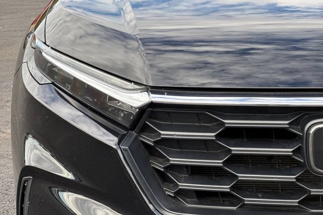 Used 2025 Honda CR-V LX image 45