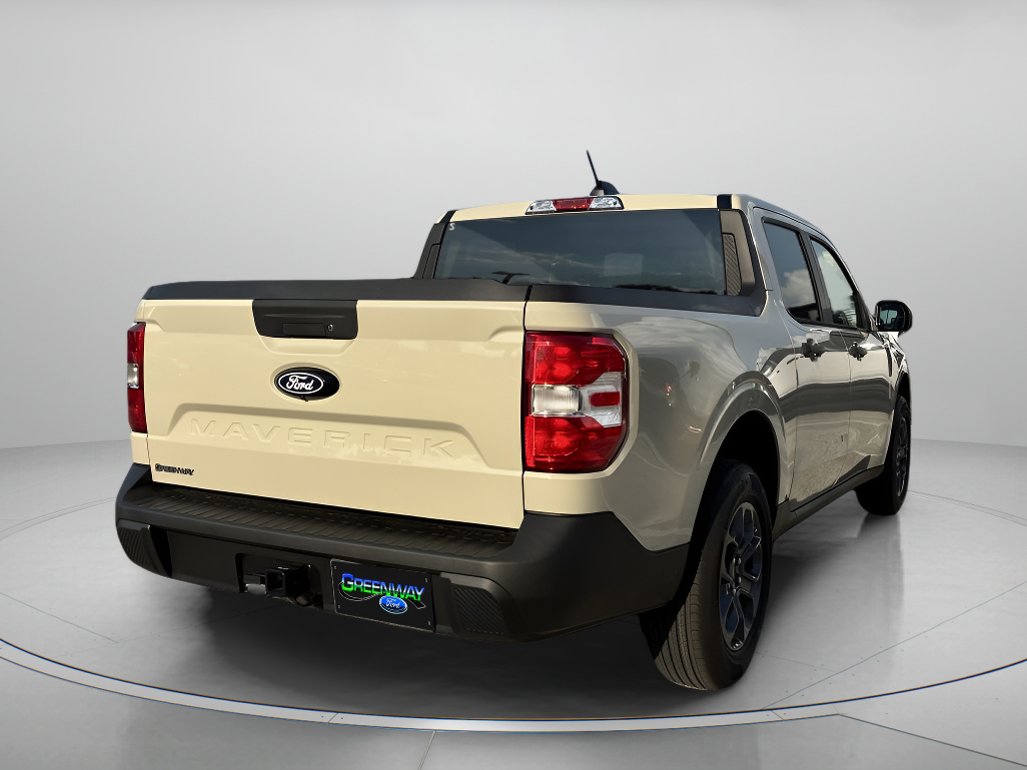 New 2025 Ford Maverick XLT image 3