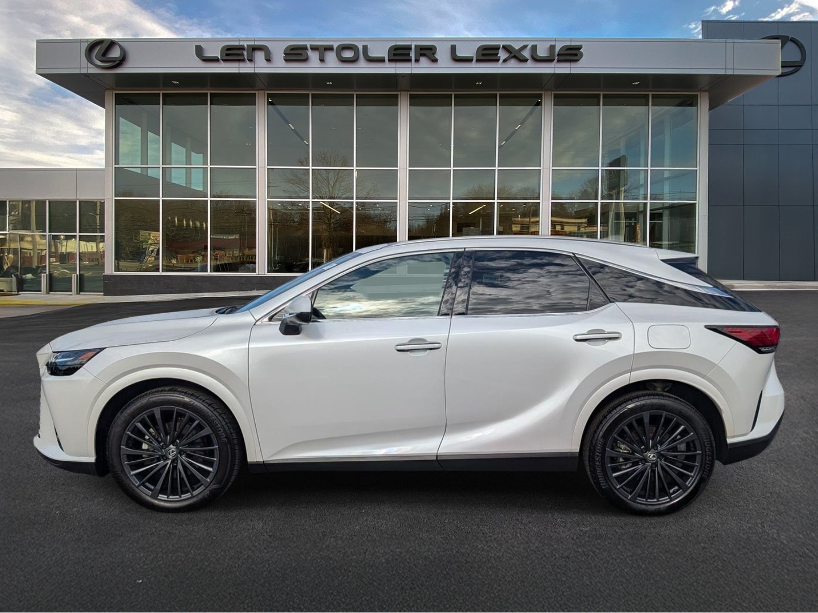 Certified 2025 Lexus RX 350 Premium AWD/4WD image 6