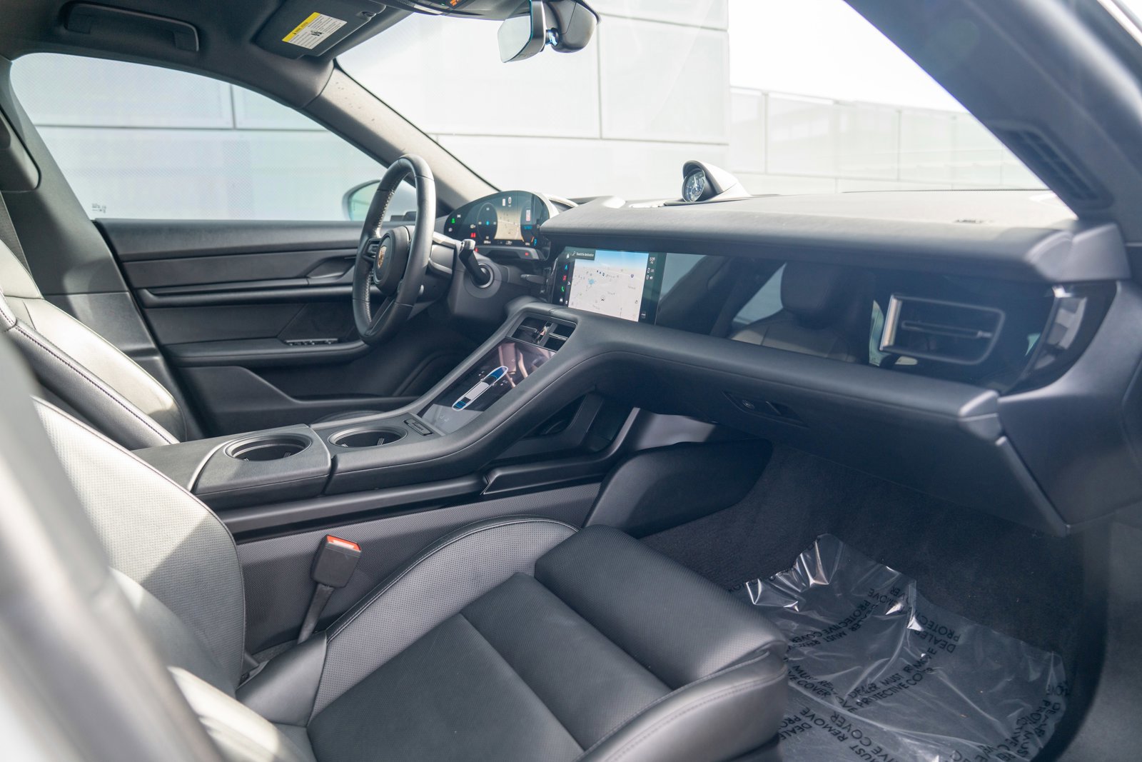 Certified 2021 Porsche Taycan 4S w/ Premium Package image 24