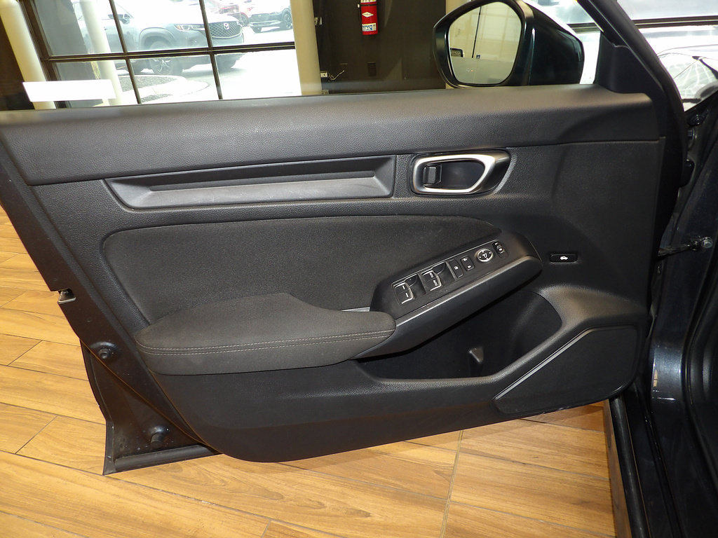 Used 2025 Honda Civic Sport image 23