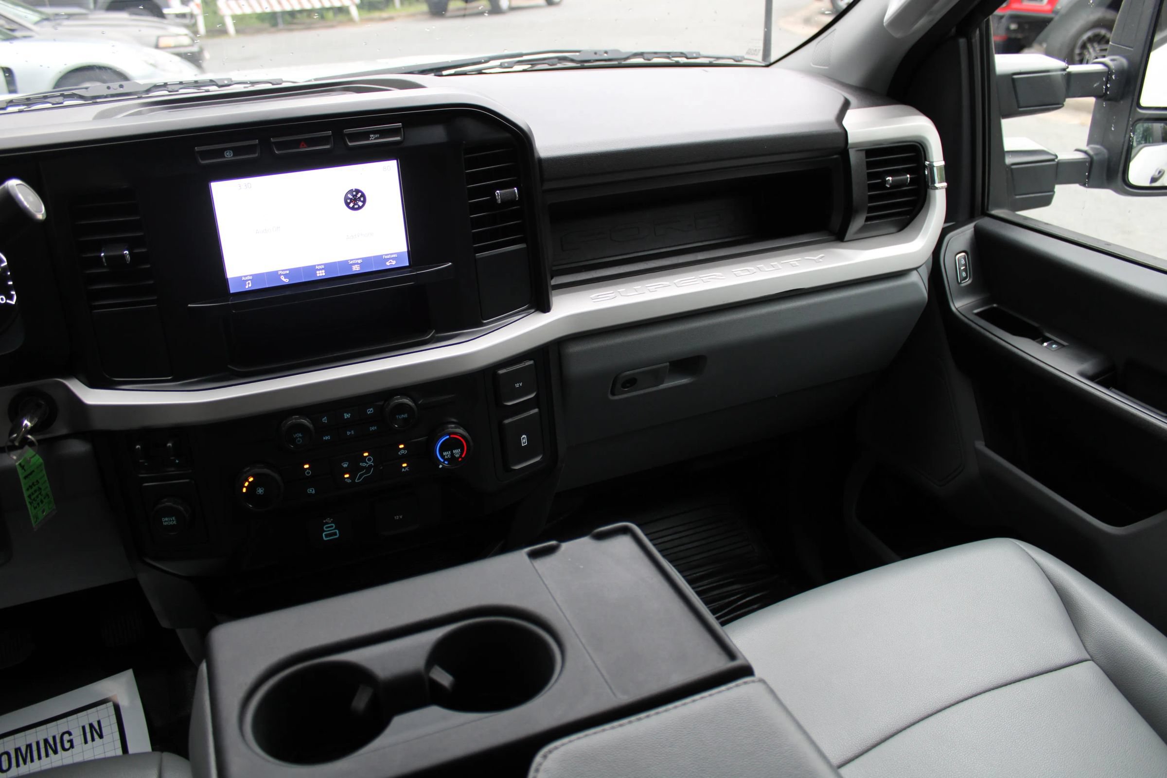 Used 2024 Ford F350 XL RWD image 15