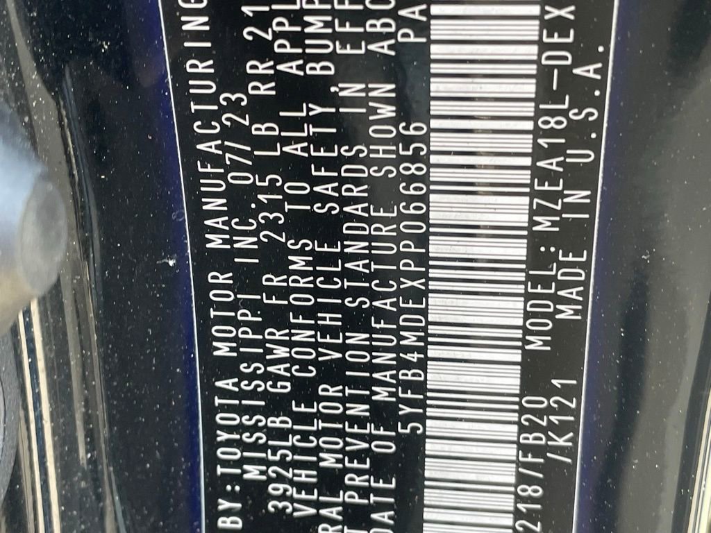 Used 2023 Toyota Corolla LE image 32