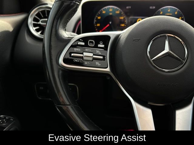 Used 2021 Mercedes-Benz GLB 250 4MATIC image 31