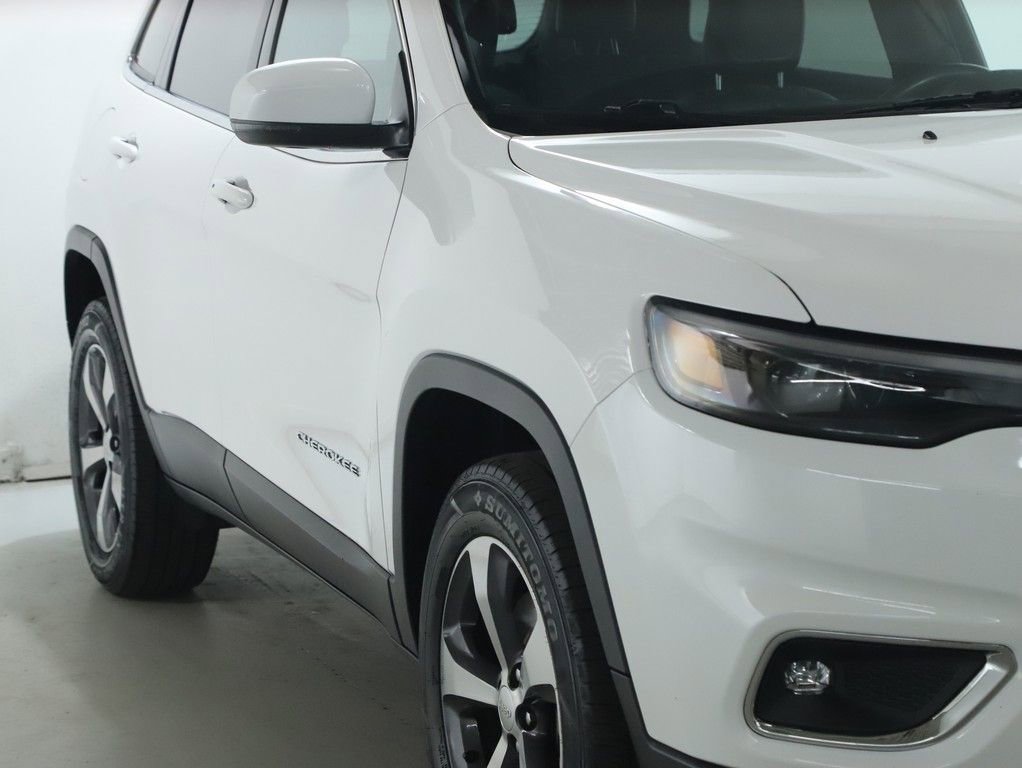 Used 2019 Jeep Cherokee Limited image 8