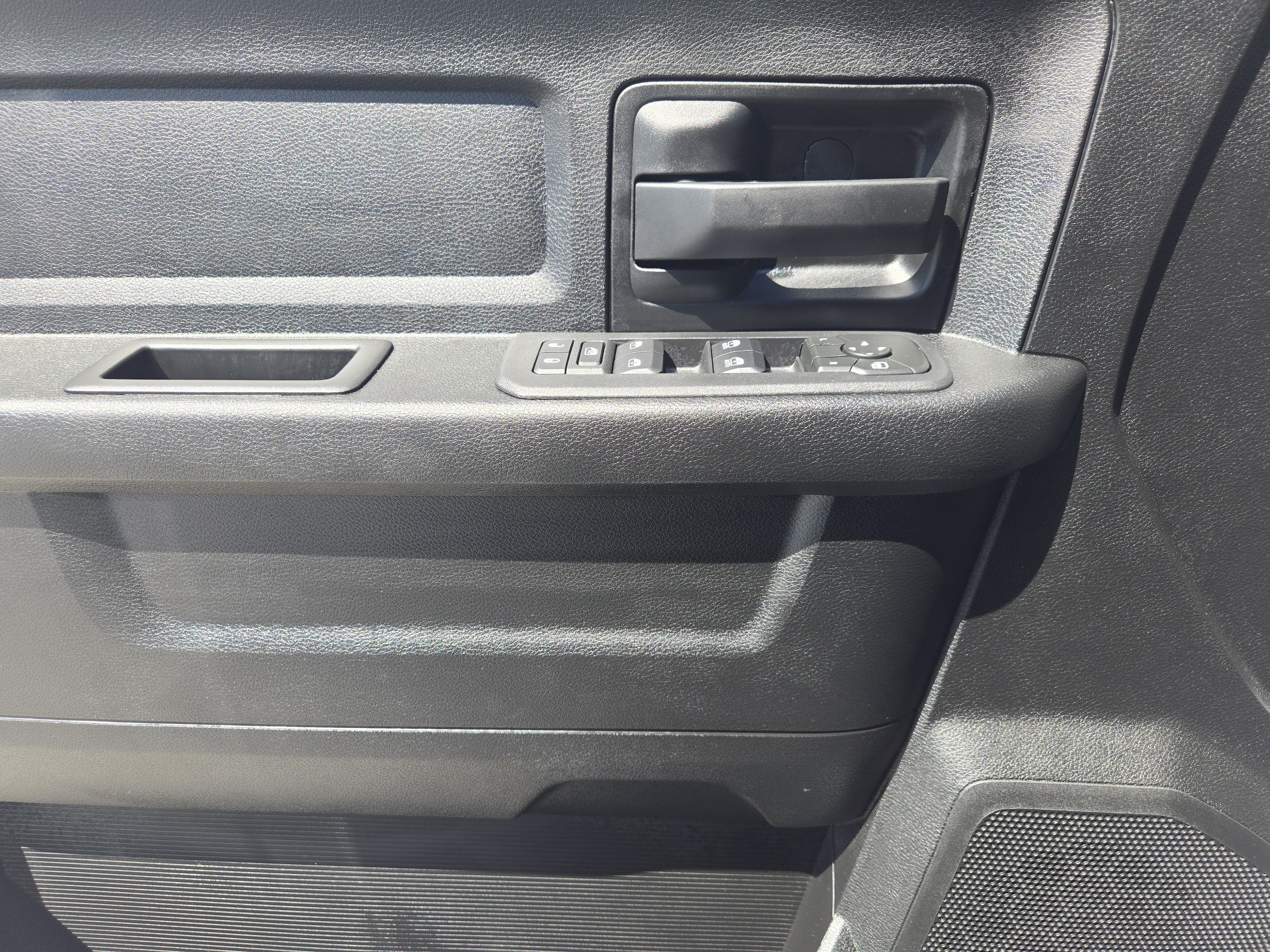 New 2026 RAM 3500 Tradesman AWD/4WD image 19