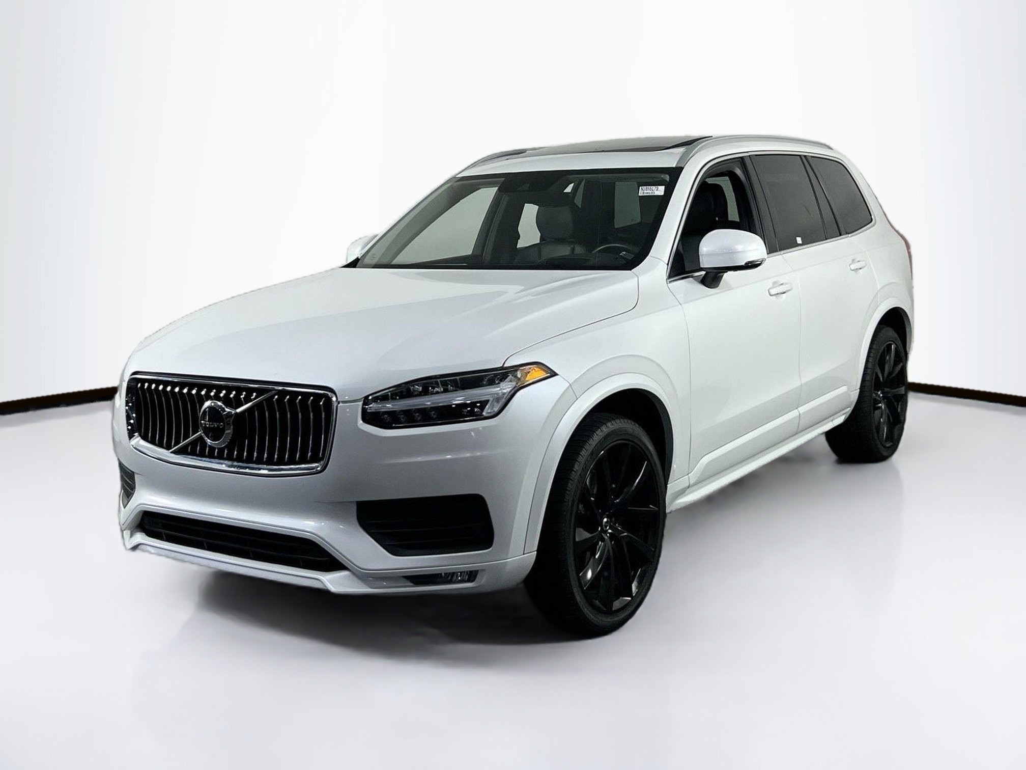 Used 2022 Volvo XC90 T6 Momentum w/ Advanced Package image 1