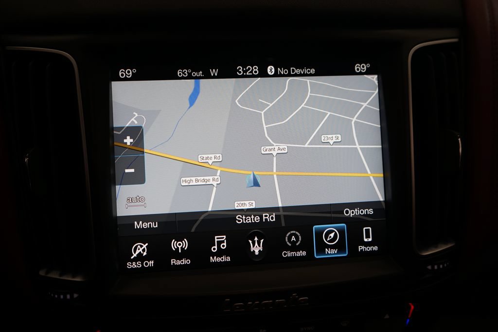 Used 2018 Maserati Levante S GranSport AWD/4WD image 8