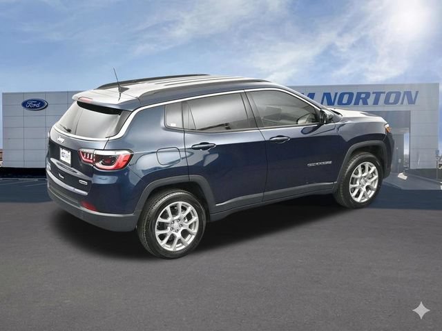 Used 2024 Jeep Compass Latitude AWD/4WD image 58
