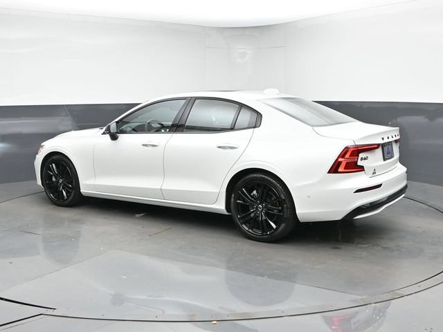 Used 2024 Volvo S60 B5 Plus w/ Climate Package FWD image 7