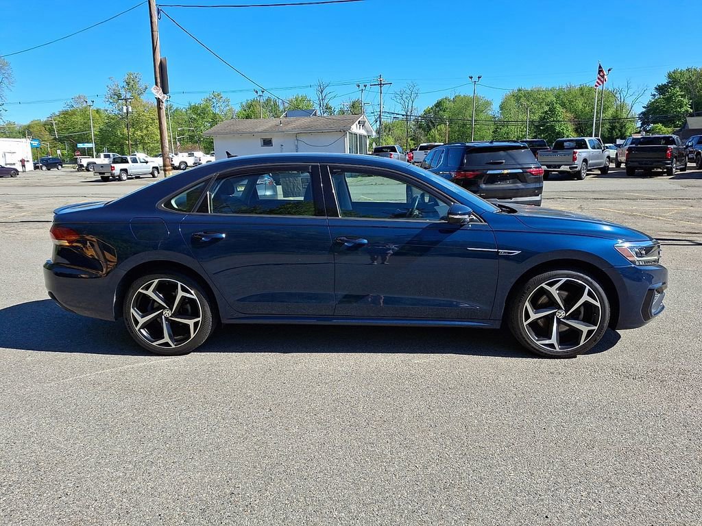 Used 2020 Volkswagen Passat 2.0T R-Line FWD image 8