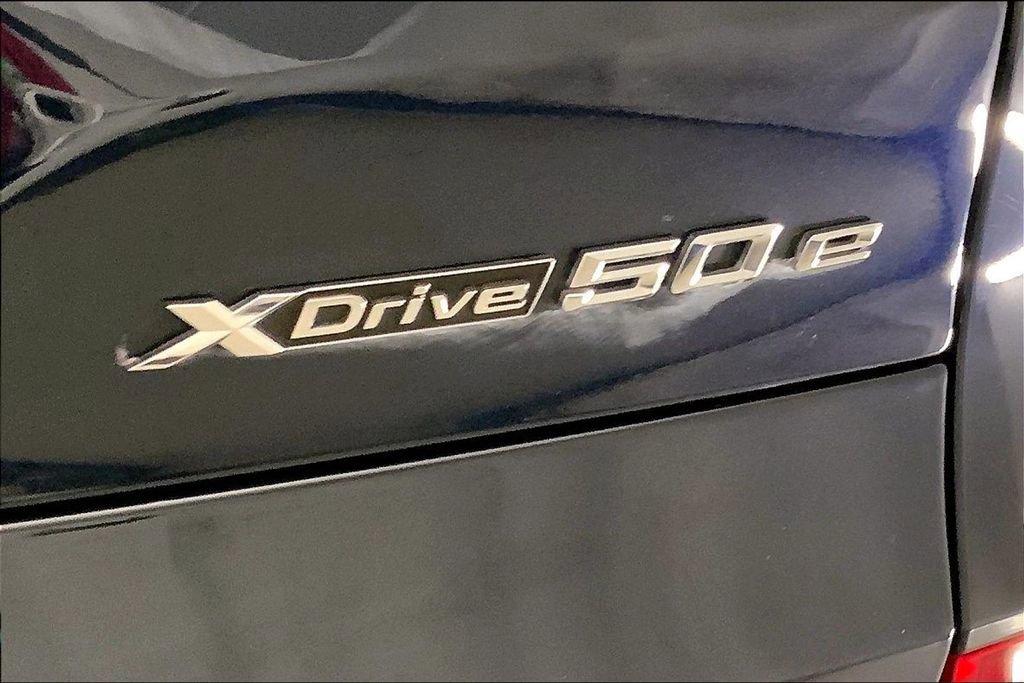 Certified 2024 BMW X5 xDrive50e w/ M Sport Package image 30