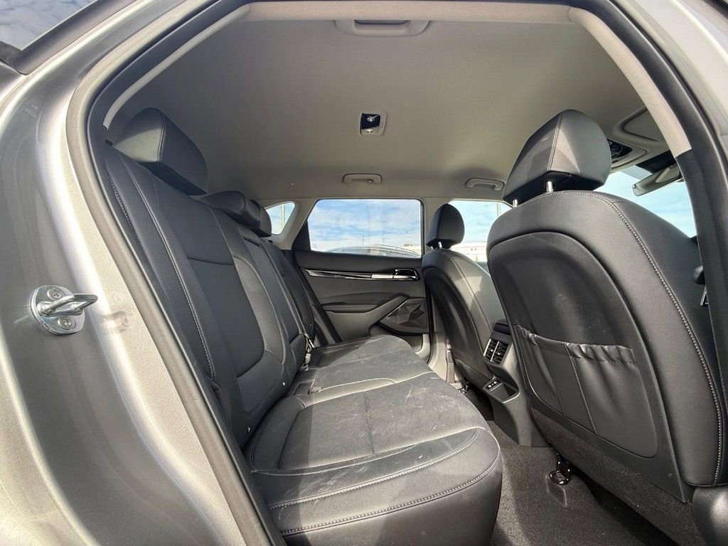 Used 2025 Kia Seltos SX image 13