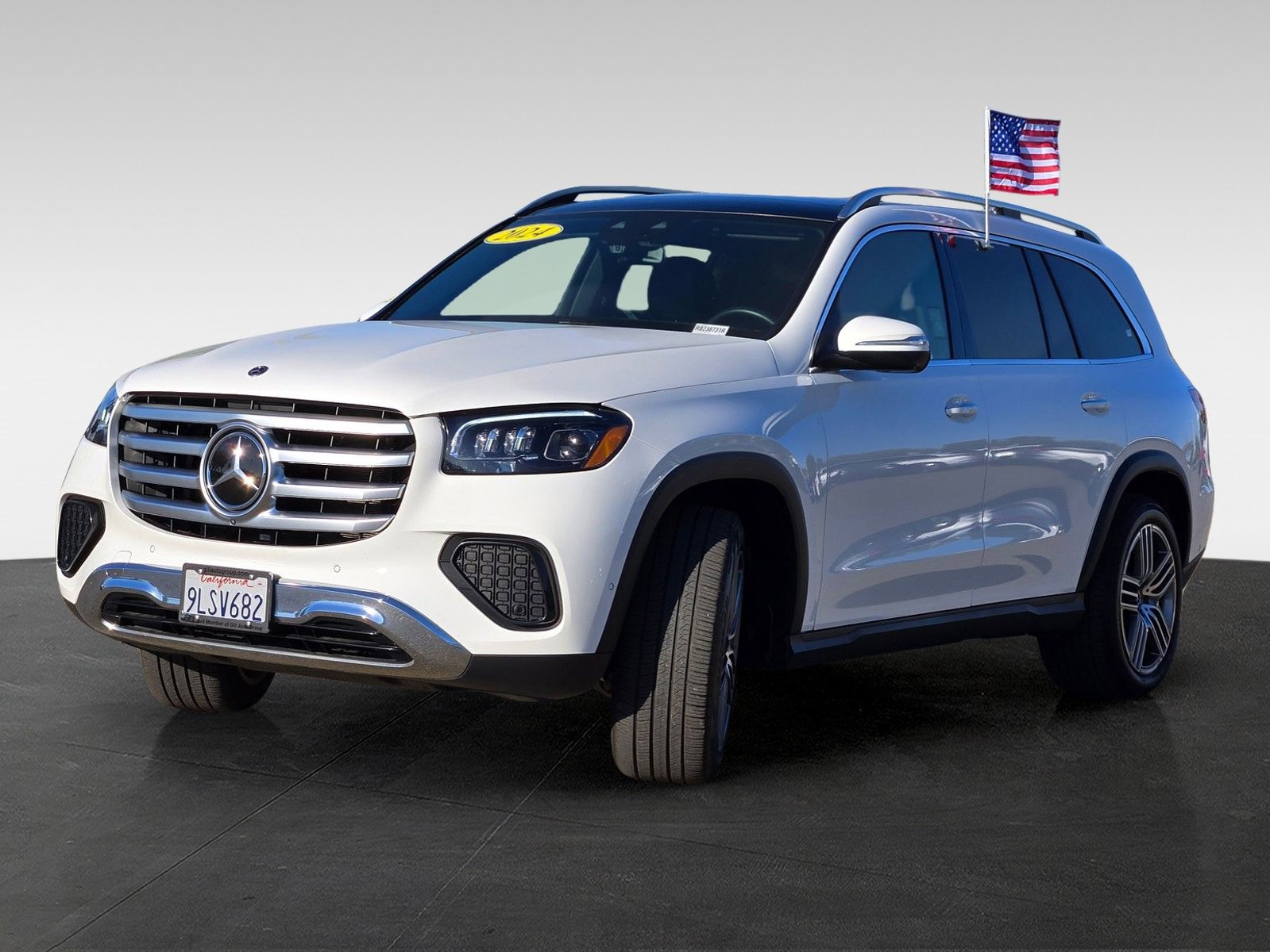 Used 2024 Mercedes-Benz GLS 450 4MATIC image 8