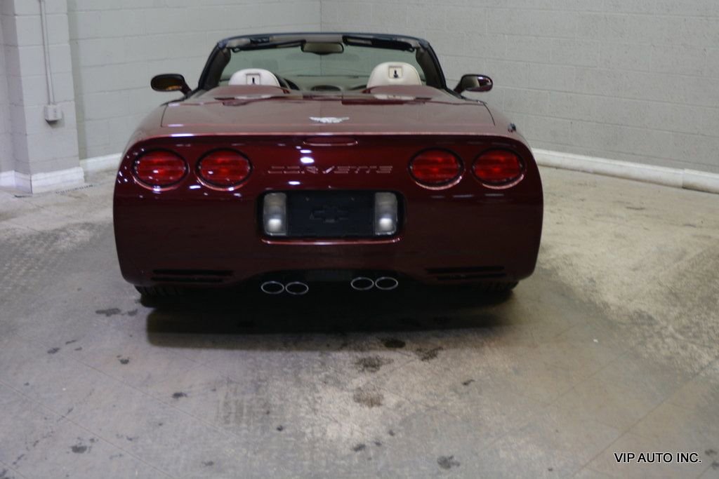 Used 2003 Chevrolet Corvette Convertible w/ Preferred Equipment Group1 RWD image 12