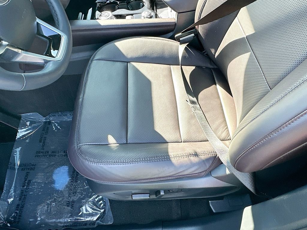 Used 2025 Ford Explorer Platinum w/ Ultimate Package image 20