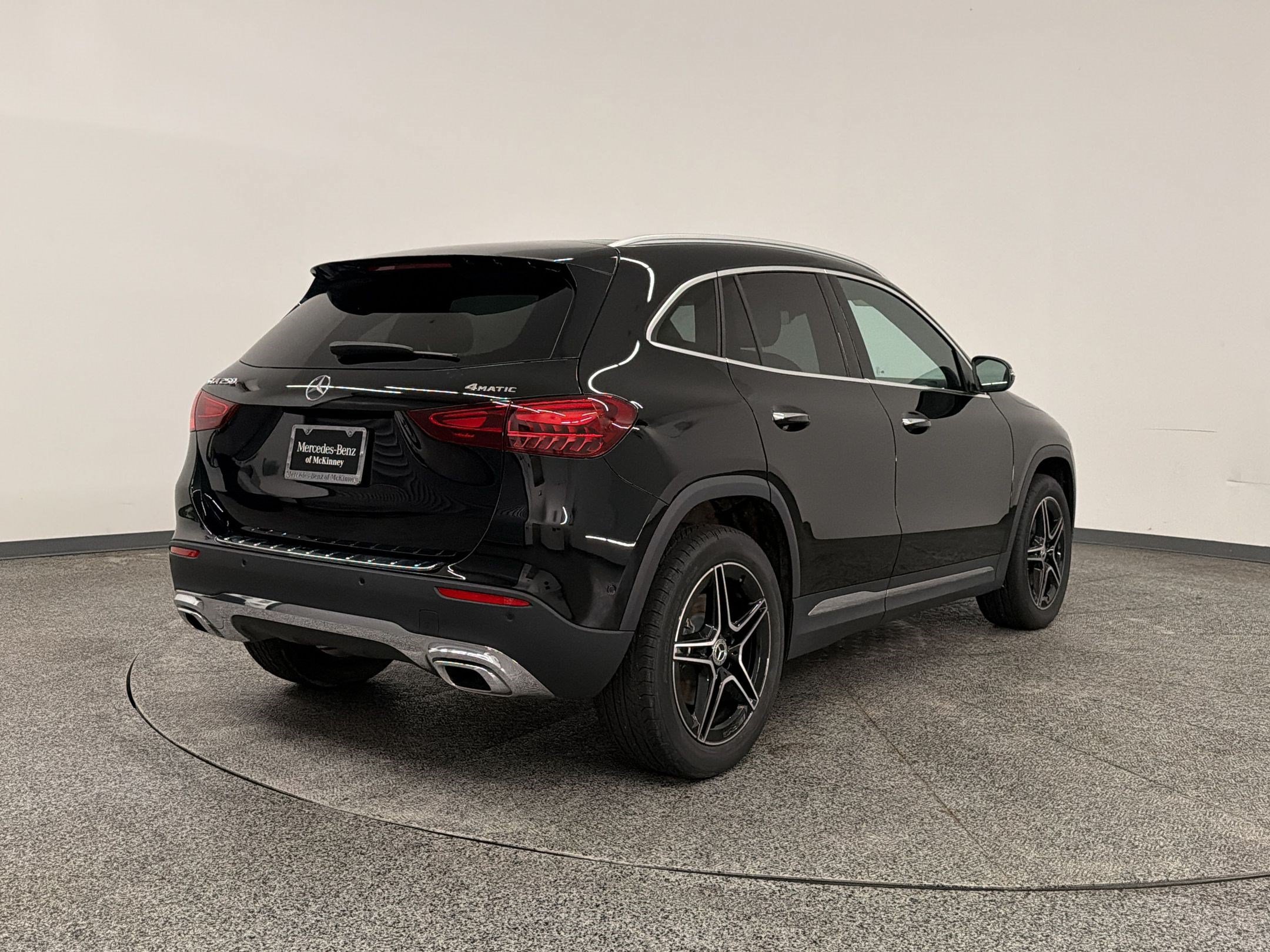 Certified 2026 Mercedes-Benz GLA 250 4MATIC image 9