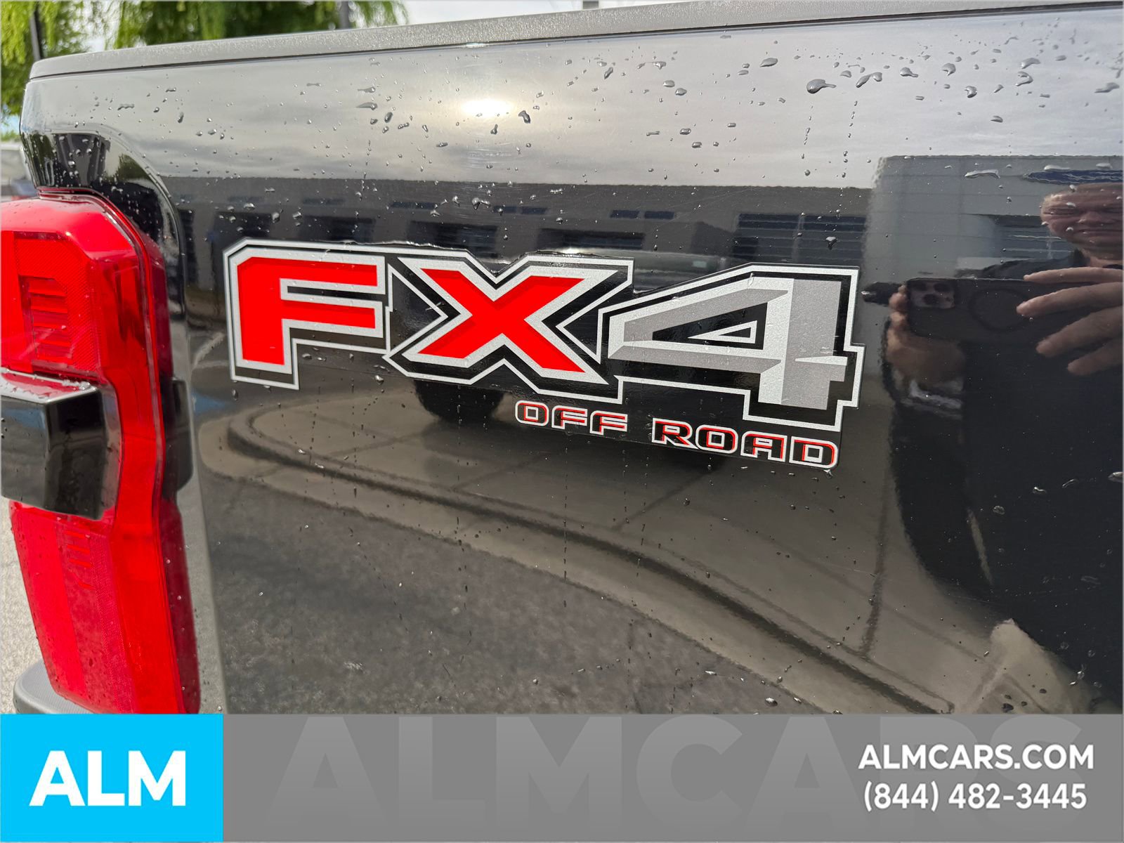 Certified 2023 Ford F250 Limited w/ FX4 Off-Road Package image 8