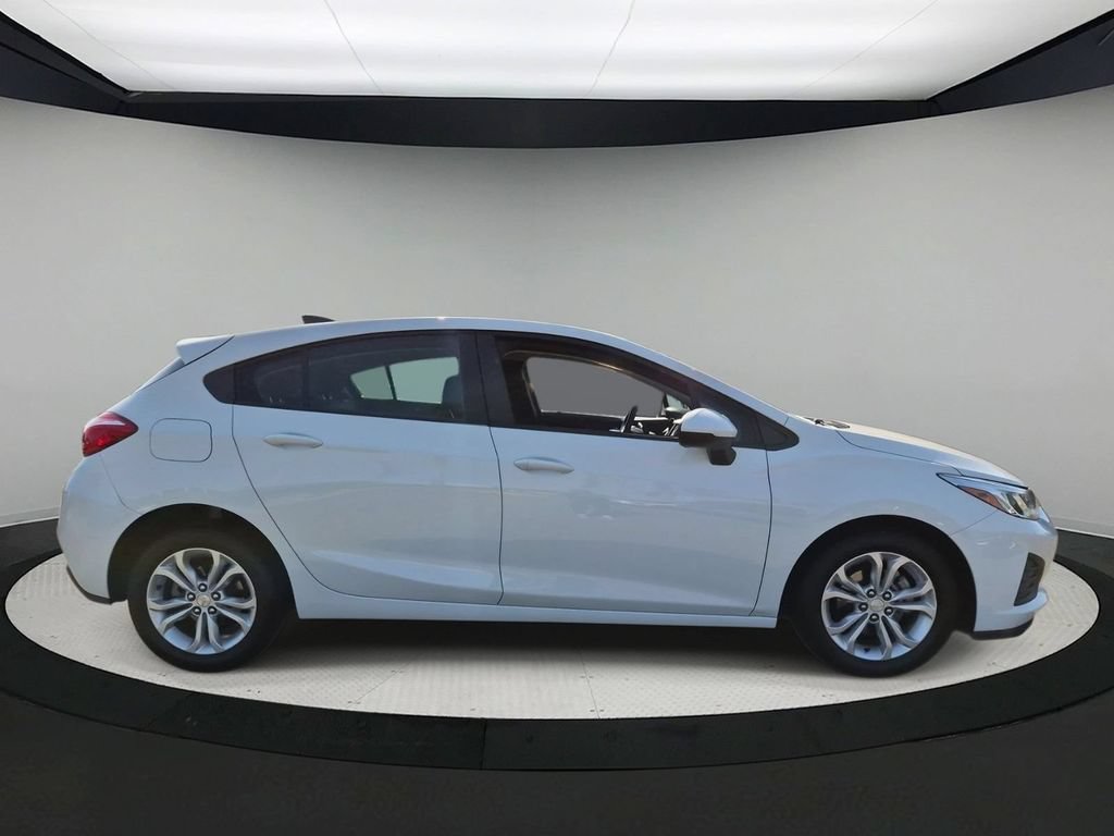 Certified 2019 Chevrolet Cruze LS w/ LS Convenience Package FWD image 10